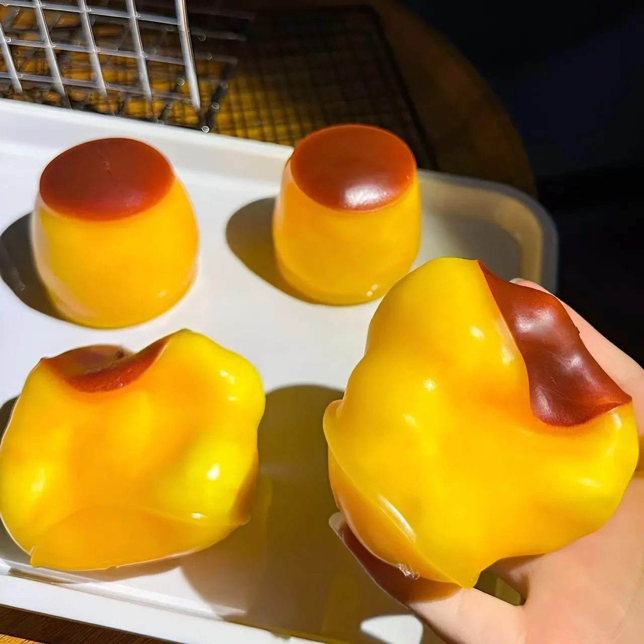 New Simulation Caramel Pudding Squeeze Toy With Crispy Crunch Sound Stress Relief Toys For Adults Stress Relief Daily Play Gift