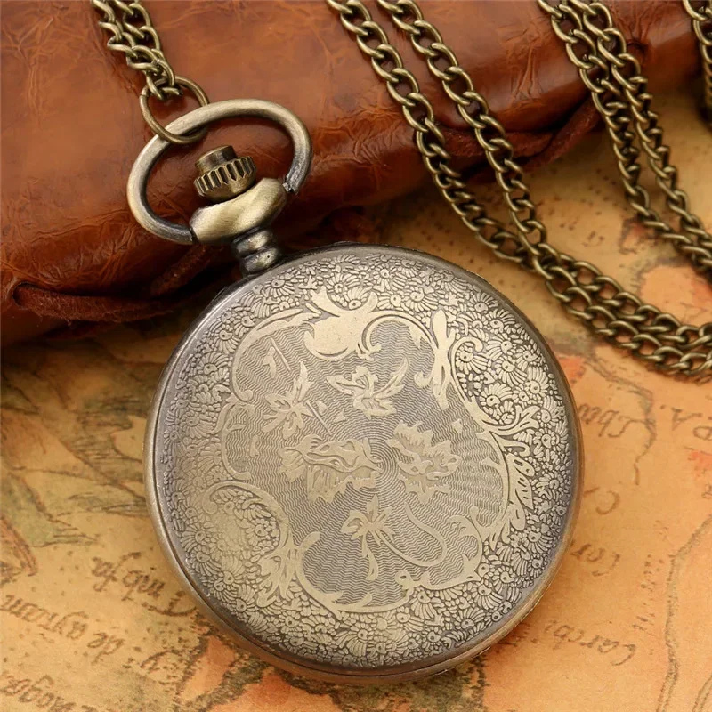 Old Fashion Pocket Watch Engraved Roman Number Case Hollow-Out Quartz Movement Watches for Men Women Sweater Chain Gift Reloj