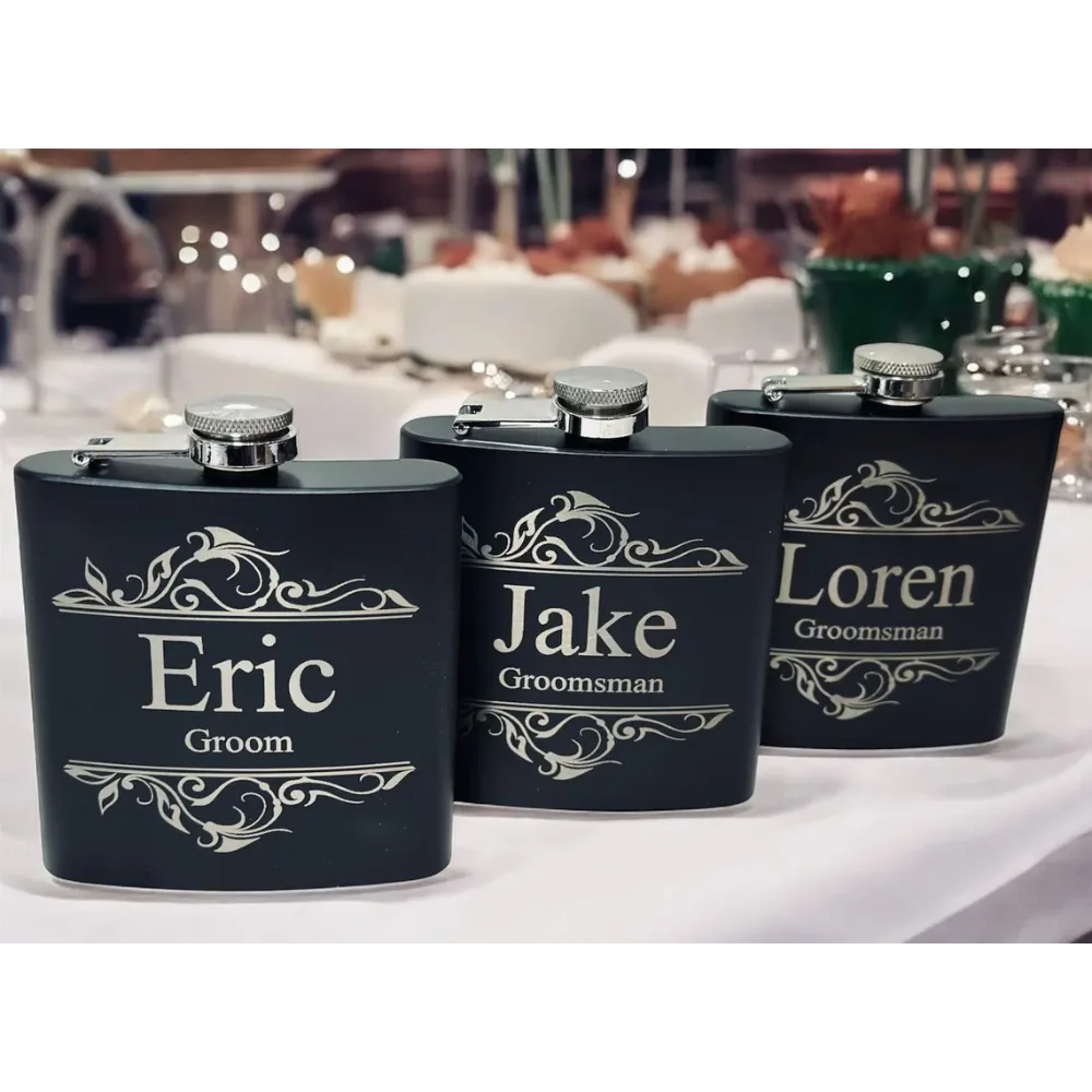 

1pc Personalized Engraved Flask Groomsman Proposal Gifts Bachelor Party gift Favors & Wedding Souvenirs with Customized Names