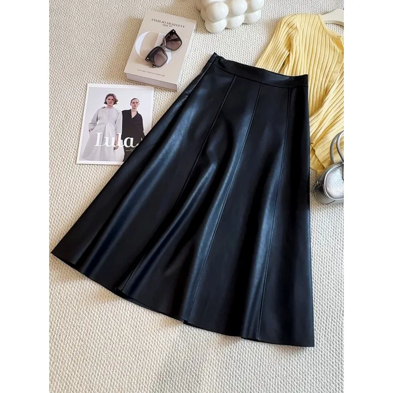 2025 Autunno Inverno Donna Elegante PU Pelle Gonna nera Pianura Ufficio Donna Slim Gonne a vita alta Temperamento Gonna di media lunghezza