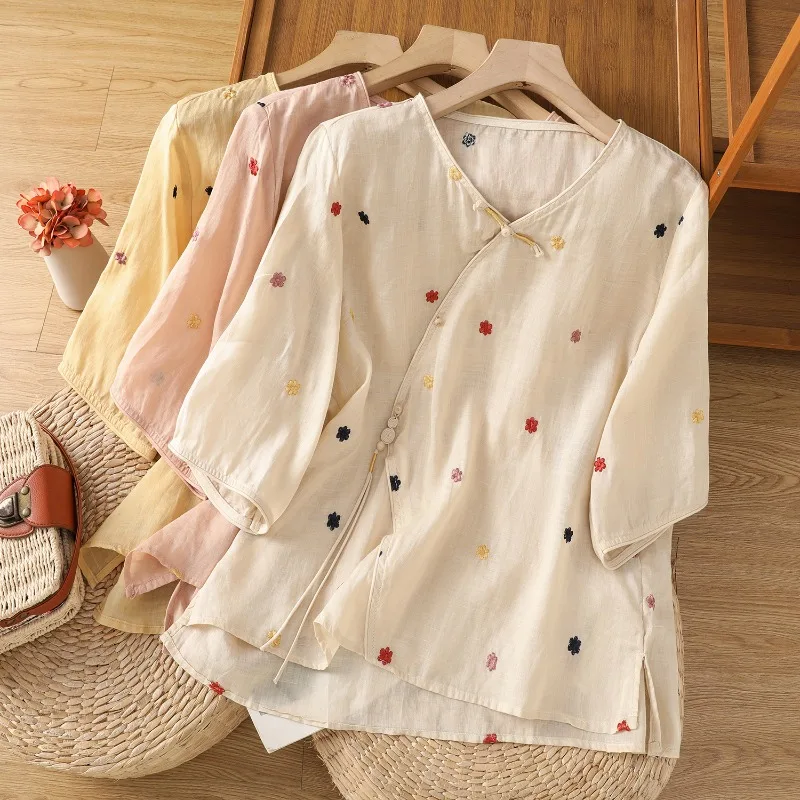 

Chinese Style Women's Blouse Embroidery Vintage Shirts Fashion Loose Summer Clothing Short Sleeve Cotton Linen Women Tops