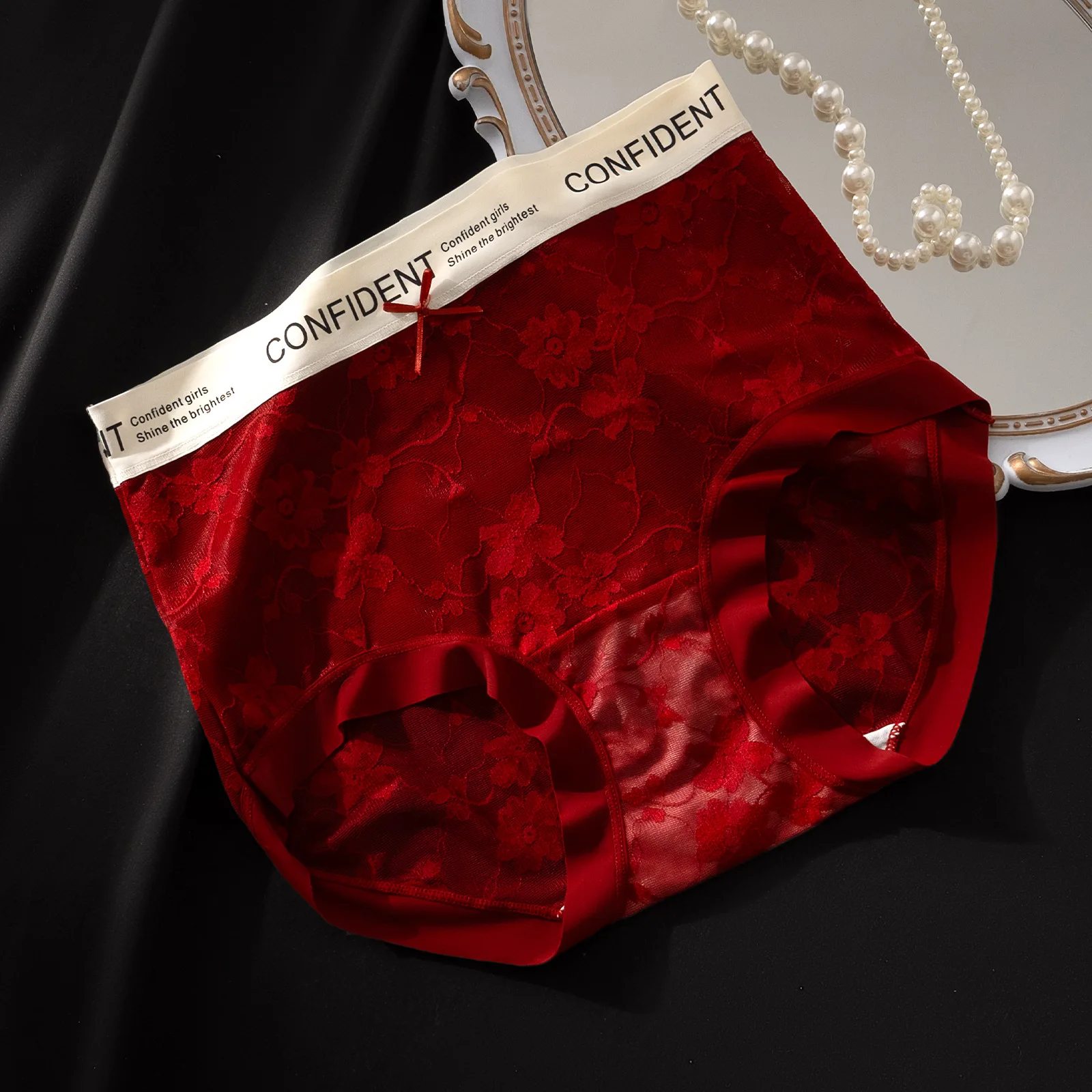 Luxury Women Ice Silk Lace Panties Sexy Ultra-Thin Briefs Seamless Breathable Underpants Female Quick Drying Underwear Lingerie