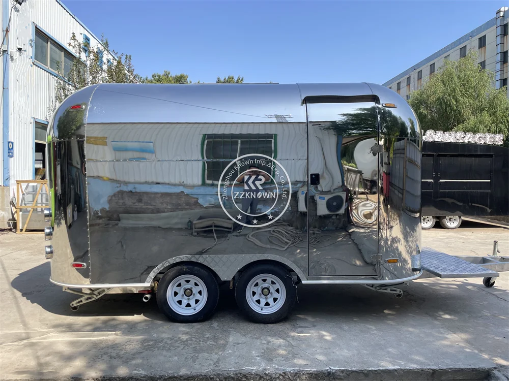 مقطورة الطعام في الهواء الطلق المطبخ المحمول شاحنة الوجبات السريعة مع معدات تقديم الطعام عربة هوت دوج القهوة مع عجلات