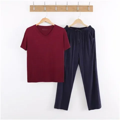 WineRedNavy V-Neck