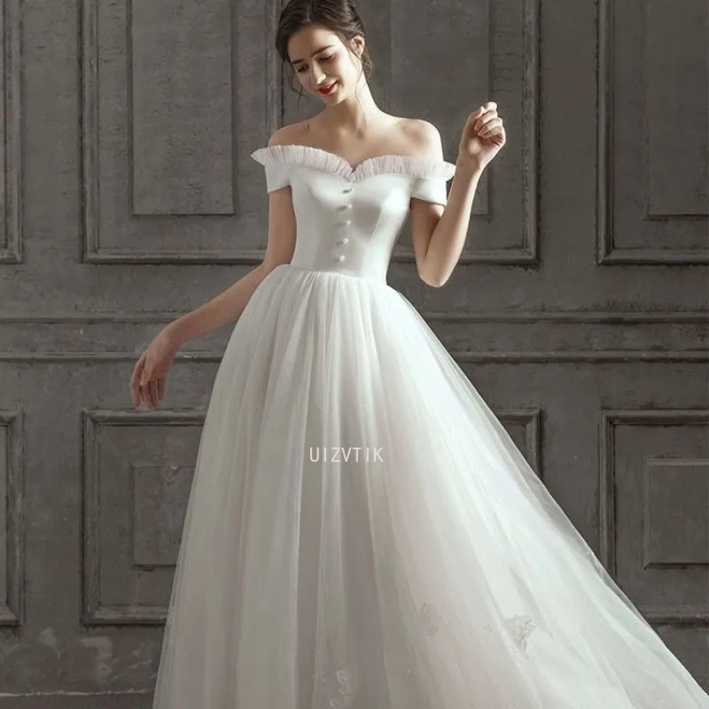 

White One-shoulder Light Wedding Dress Women Simple and Slim Hepburn Wind Bandage Fluffy Skirt Pearl Formal Dress Women Elegant