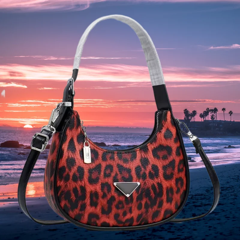 

Women Elegant Leopard Shoulder Bags Fashion Designer Crossbody Bags Ladies Purses and Handbags Sac Small Female Underarm Bag