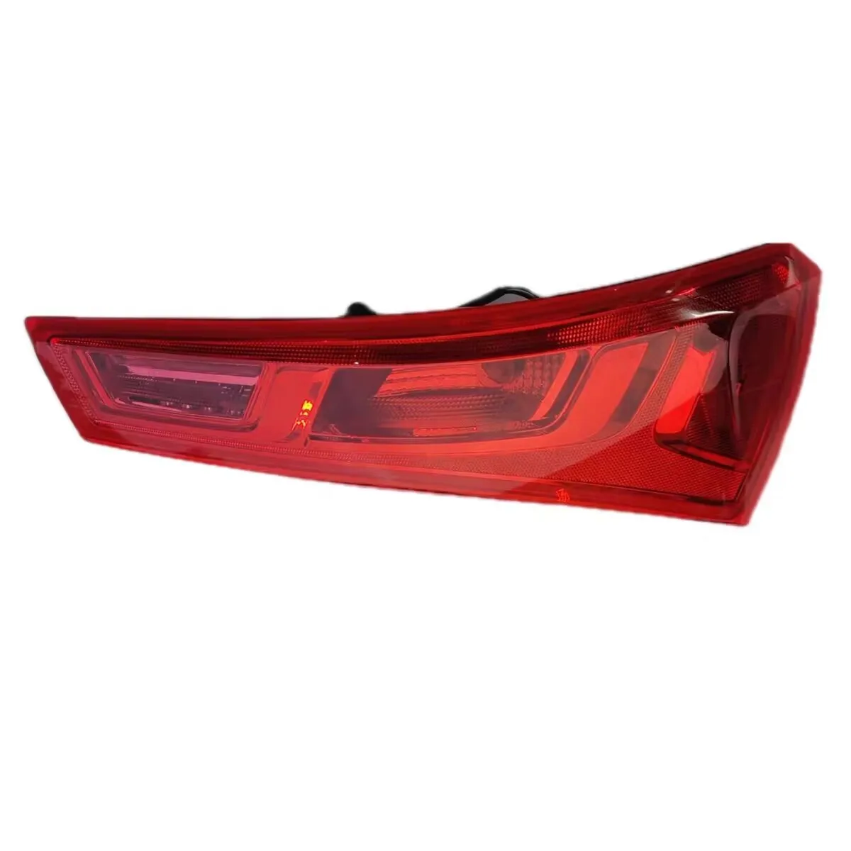 

Автозапчасти: Высококачественный задний фонарь, стоп-сигнал для Wuling Almaz Baojun 530 2017-2022