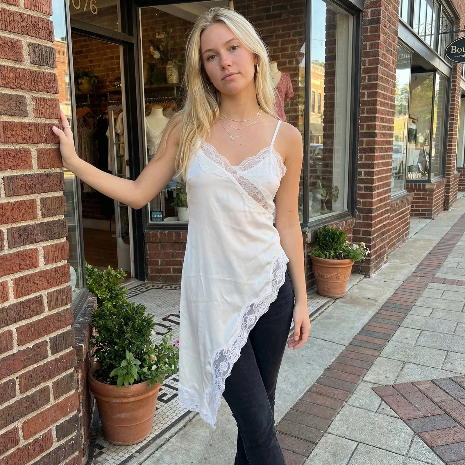 

Women's Summer Solid Color Asymmetry Camisole Satin Lace Patchwork Spaghetti Strap V-Neck Tank Tops Streetwear