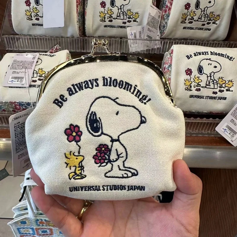 

Cute Snoopy Coin Purse Mini Canvas Embroidery Women Wallet Portable Handheld Pouch For Earphone Lipstick Cosmetic Storage