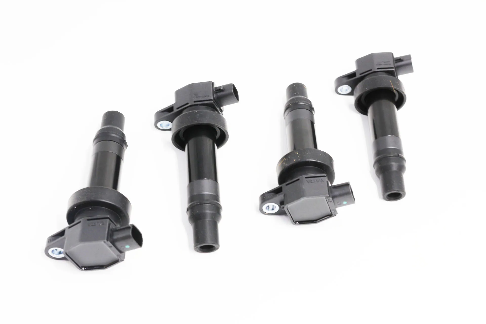 4 قطعة ملف الإشعال اعة 273012B010 لشركة هيونداي I30 I20 Venga كيا ريو الروح Ceed فيلوستر