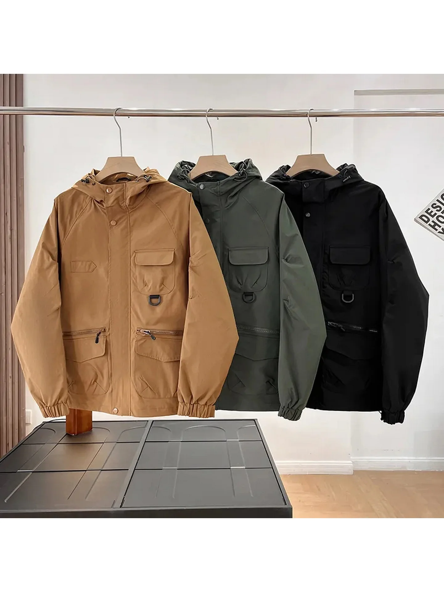 

Новая американская ветрозащитная водонепроницаемая куртка-софтшелл с капюшоном для мужчин, осенне-зимняя, свободного кроя, повседневная рабочая одежда