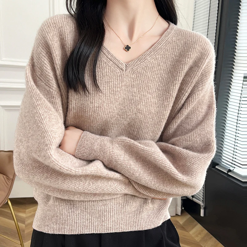 2024 New Autumn Winter Women\'s Short Woolen Sweater Pullover Vneck Knitted Long Sleeved Loose Fit Versatile Fashionable Warm Top