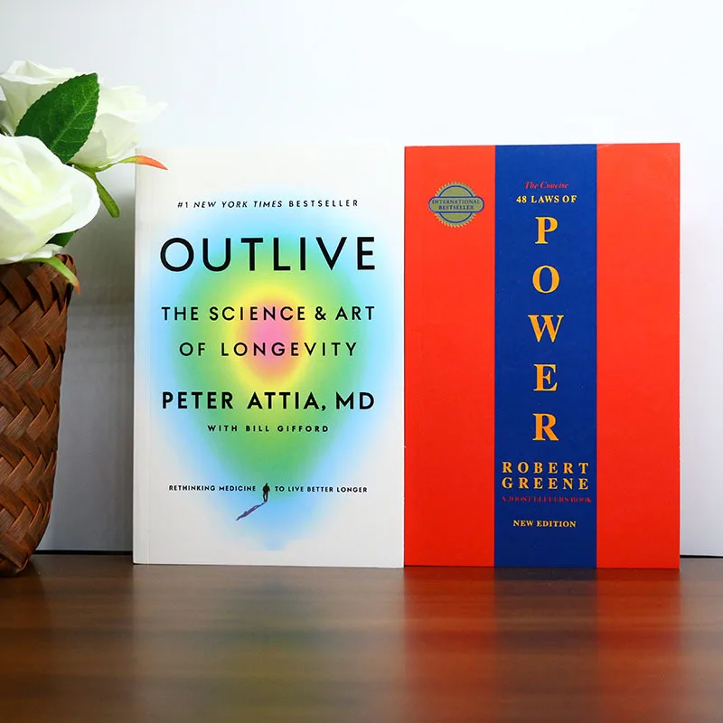 

《Outlive》+《The Concise 48 Laws of Power》A must-have for health enthusiasts career elites and strategy lovers Be a Christmas gift