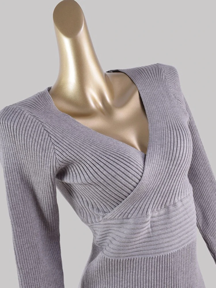 ชุดเดรสเซ็กซี่หรูหราสำหรับผู้หญิง ฤดูใบไม้ร่วง คอวีลึก แขนยาว ทรงเข้ารูป เอวสูง สไตล์มินิเรโทรเก๋ไก๋ เหมาะสำหรับงานปาร์ตี้และคลับ