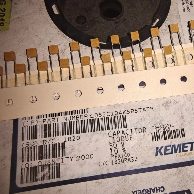 10-100pcs KEMET multilayer ceramic monolithic capacitor with 0.1uf 50v copper pin CO52C104K5R5TA from the United States