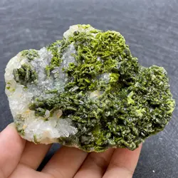 Natural Raw Stone Epidote Garden Crystal Clear Quartz Cluster Mineral Specimen Rock Home Decoration Gift Healing