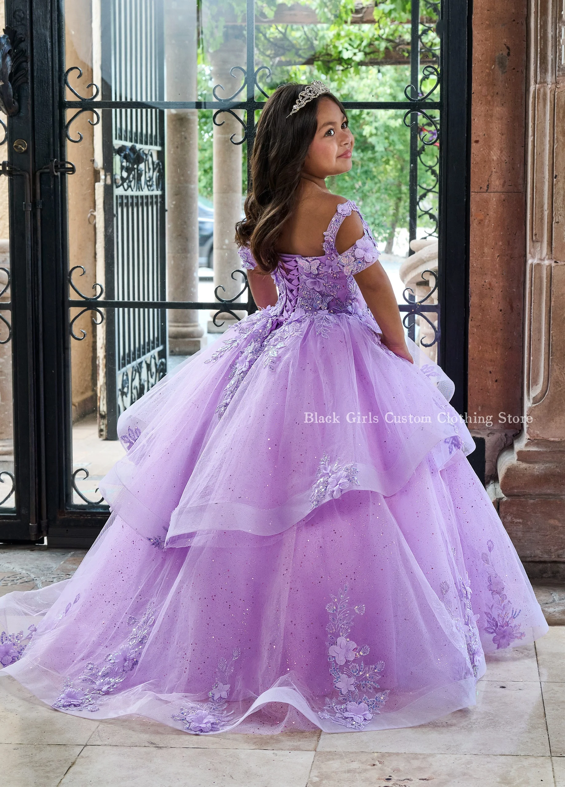 Exquisite Mexican Flower Girl Dresses 2024 Mini Quinceanera Dresses Purple 3D Floral Applique Ruffle Poncho فساتين سهرة