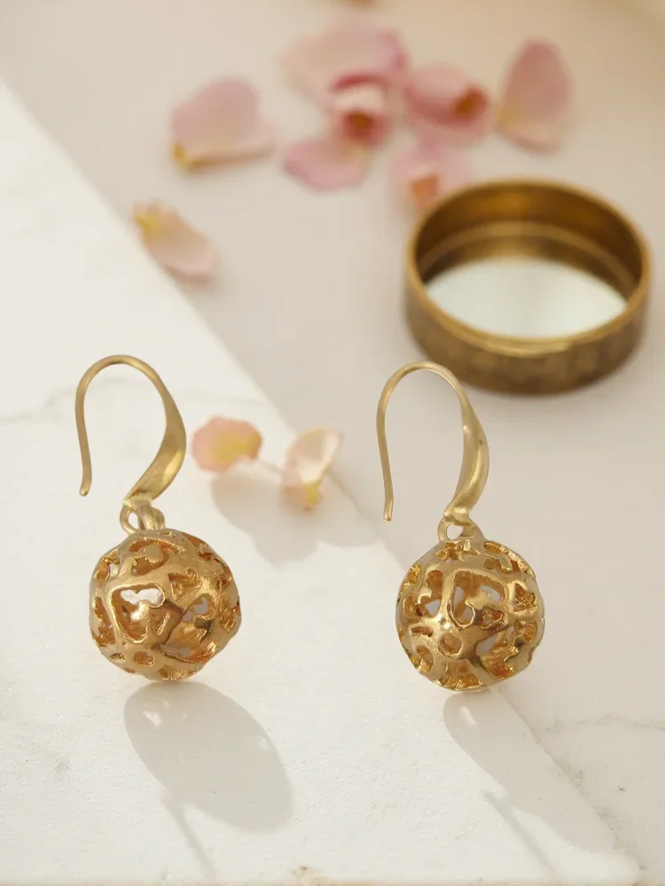 HOLLOW  BALL YELLOW GOLD COLOR HEART SHAPES BALL DANGLER ABOUT 1.18\