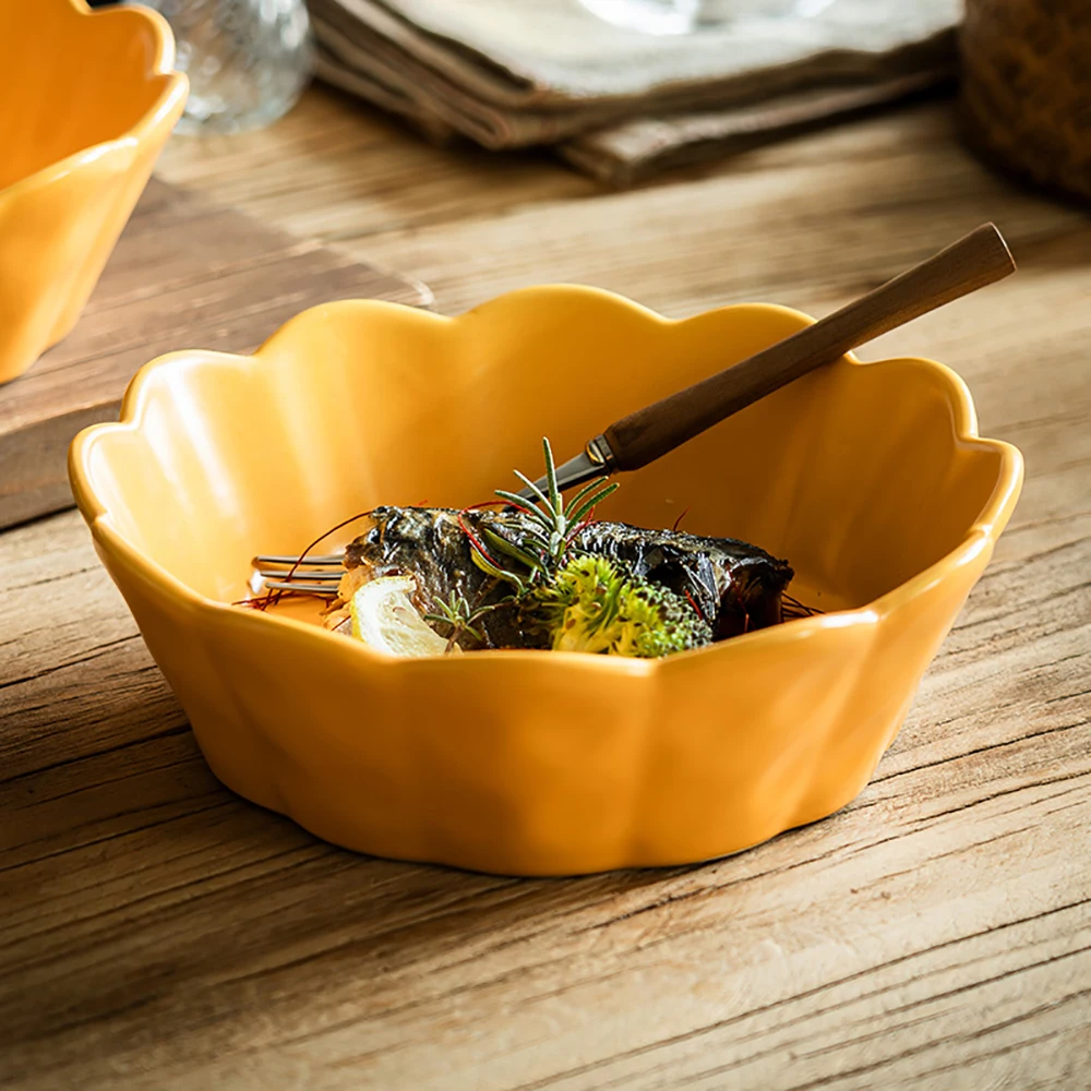 

Креативная фарфоровая миска цветочной формы в корейском стиле, бытовой керамический контейнер для еды, микроволновая печь с подогревом, миски для завтрака и салата