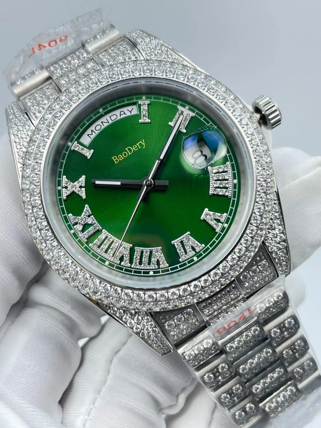 41mmDiamond-Accented Automatic Watch - Elegant   Men’s Timepiece with Roman Numeral Dial