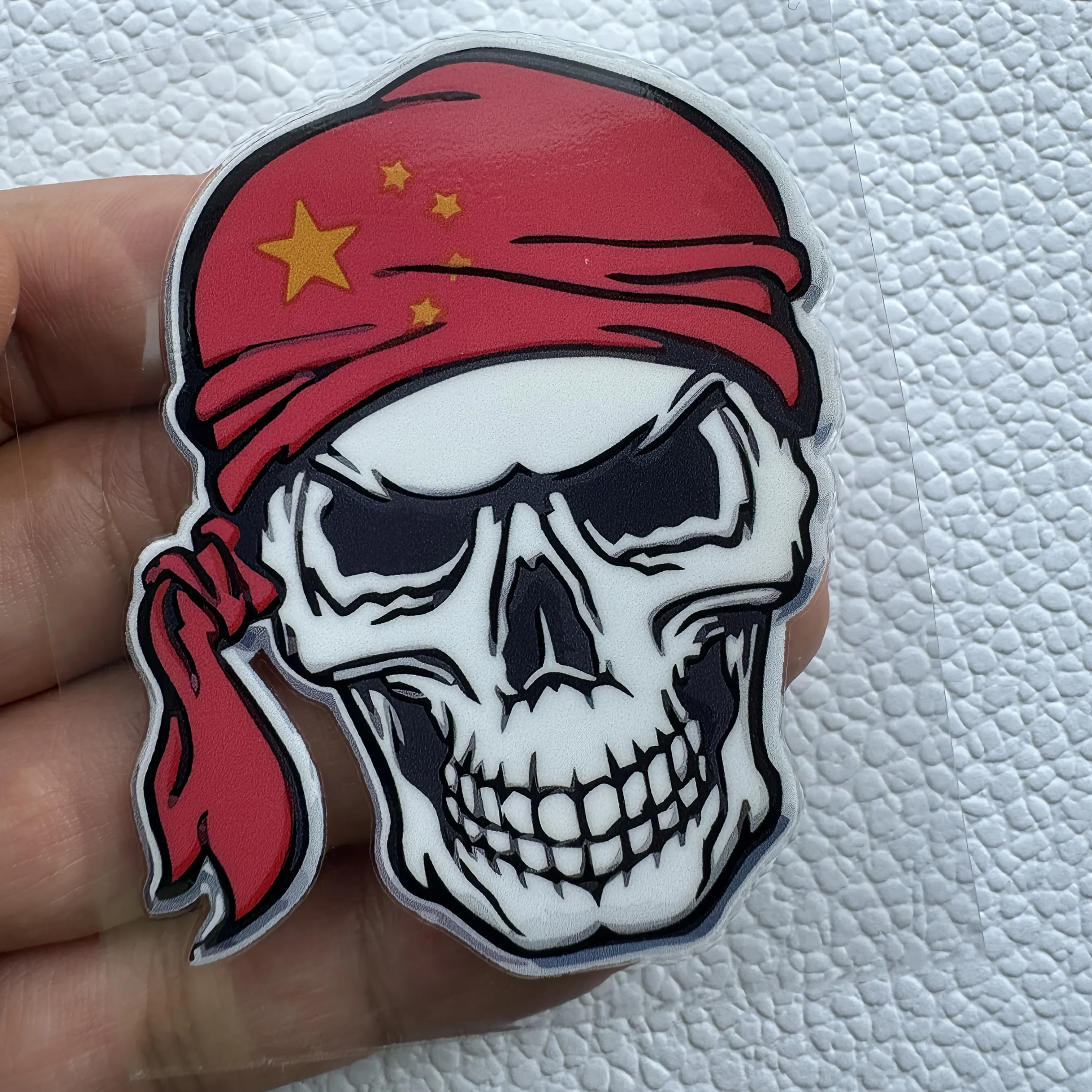 

2 шт., наклейка с пиратским черепом для автомобиля, мотоцикла, стильный узор банданы с черепом и флагом, персонализированный внешний аксессуар для авто мотоцикла