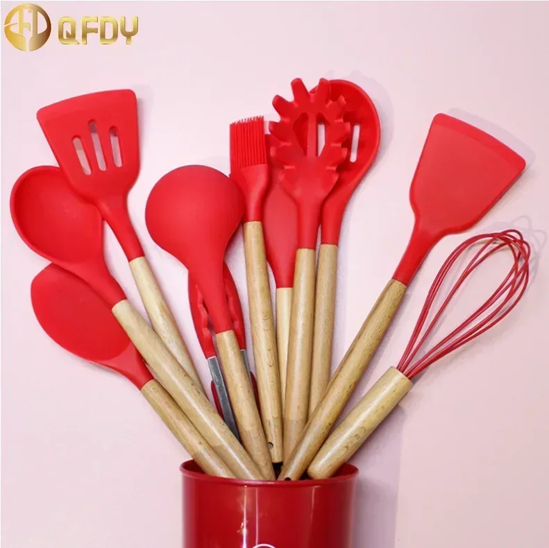Non-stick pan cooking 12 pieces wooden handle silicone kitchenware  storage bucket Household items Baking storage tools kitchen