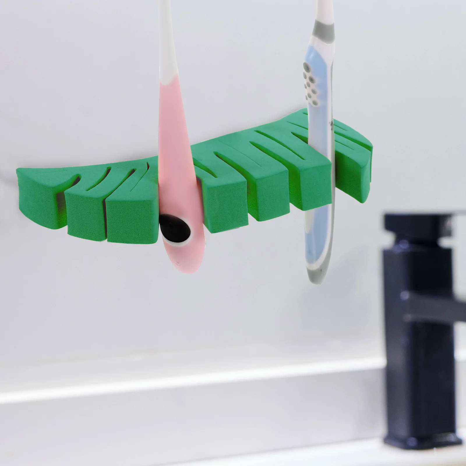 

Makeup Brush Drying Rack Leaf Shape Adhesive Makeup Brush Holder Compact Hanging Storage Stand Multipurpose Toothbrush Drying