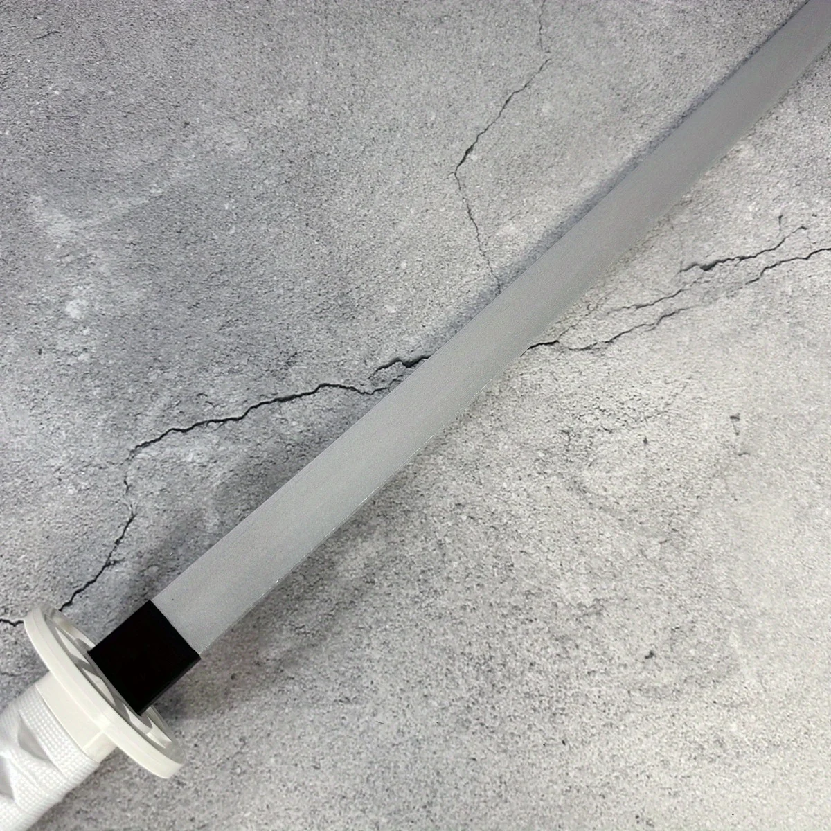 40インチ ルキア 白刀 ブリーチ アニメ刀 コスプレ小道具 - Cosplay Prop Dagger のレビューと価格