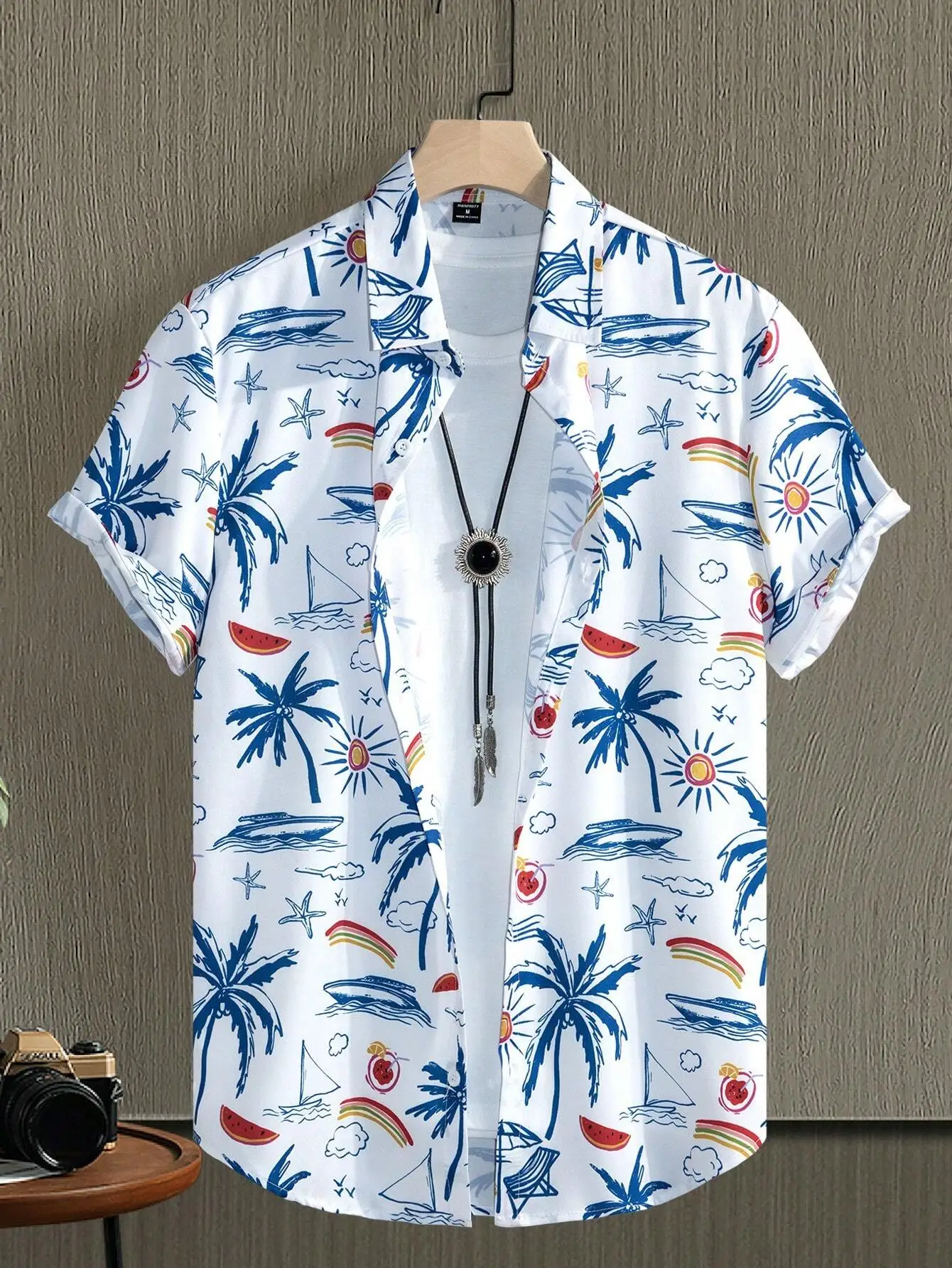 

Men's Short Sleeve Button-Down Casual Shirt with Tropical Print for Summer
