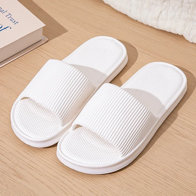 

White Thick Platform Cloud Slippers Women Lightweight Soft Sole EVA Home Slides Woman Summer Comfort Non Slip Beach Flip Flops