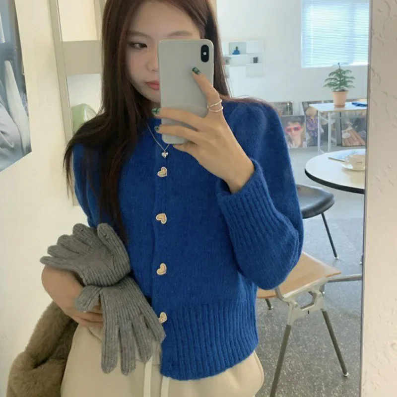 Sweet Heart Buttons Sweater Coat Women Autumn Winter Gentle Style Solid Knitted Cardigans Woman Korean Loose Short Jacket V758