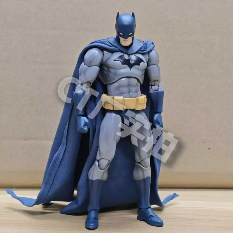 Ct brinquedos batman figura bat mafex 105 versão azul bat man figuras de ação dc liga da justiça hush estatueta coleção brinquedo presentes