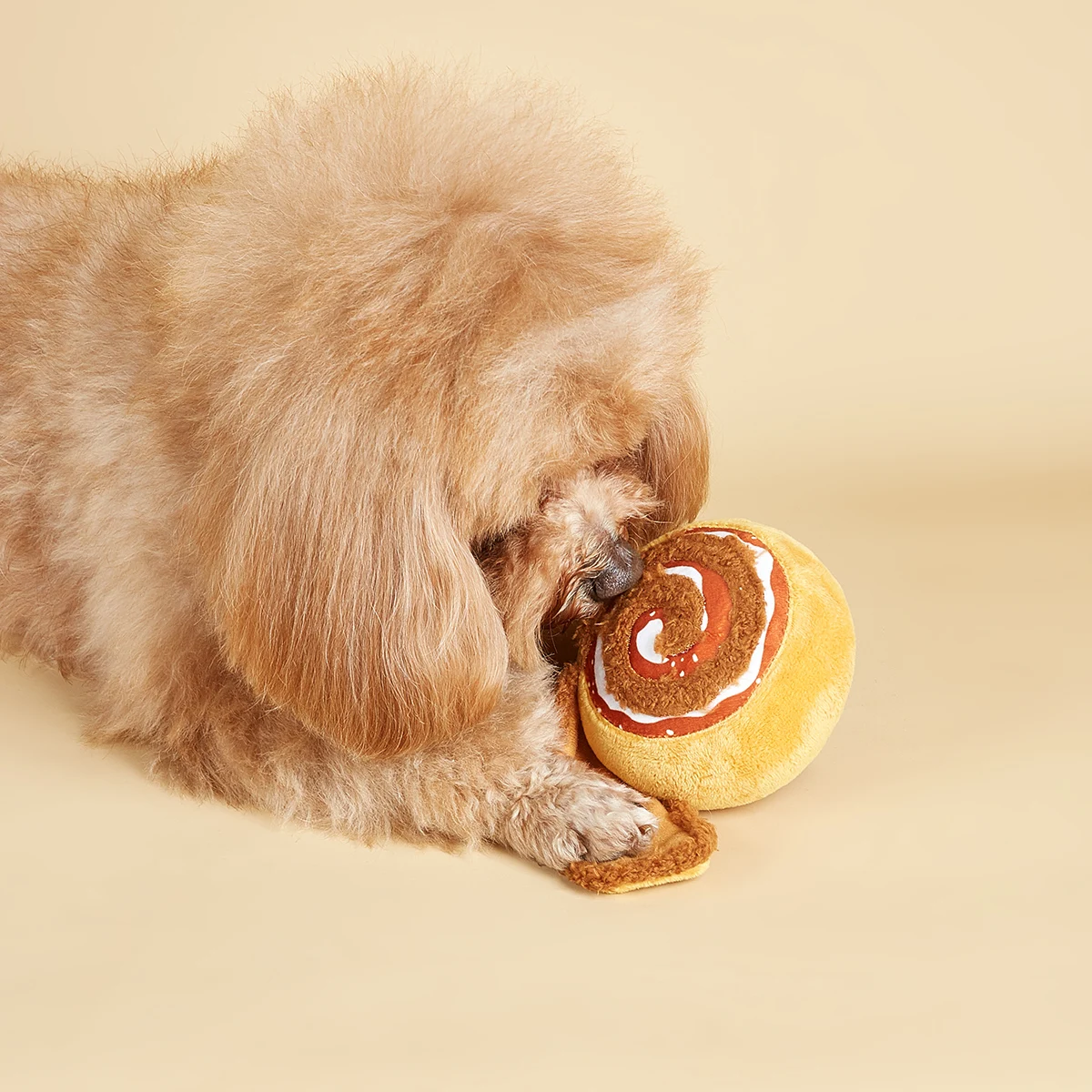 Quietschendes Plüsch-Hundespielzeug für Haustiere, Zimtschnecken-Design, lebendige weiche Füllung, schöne Squishys, Squishi Squeeze Food Collection, Haustierspielzeug