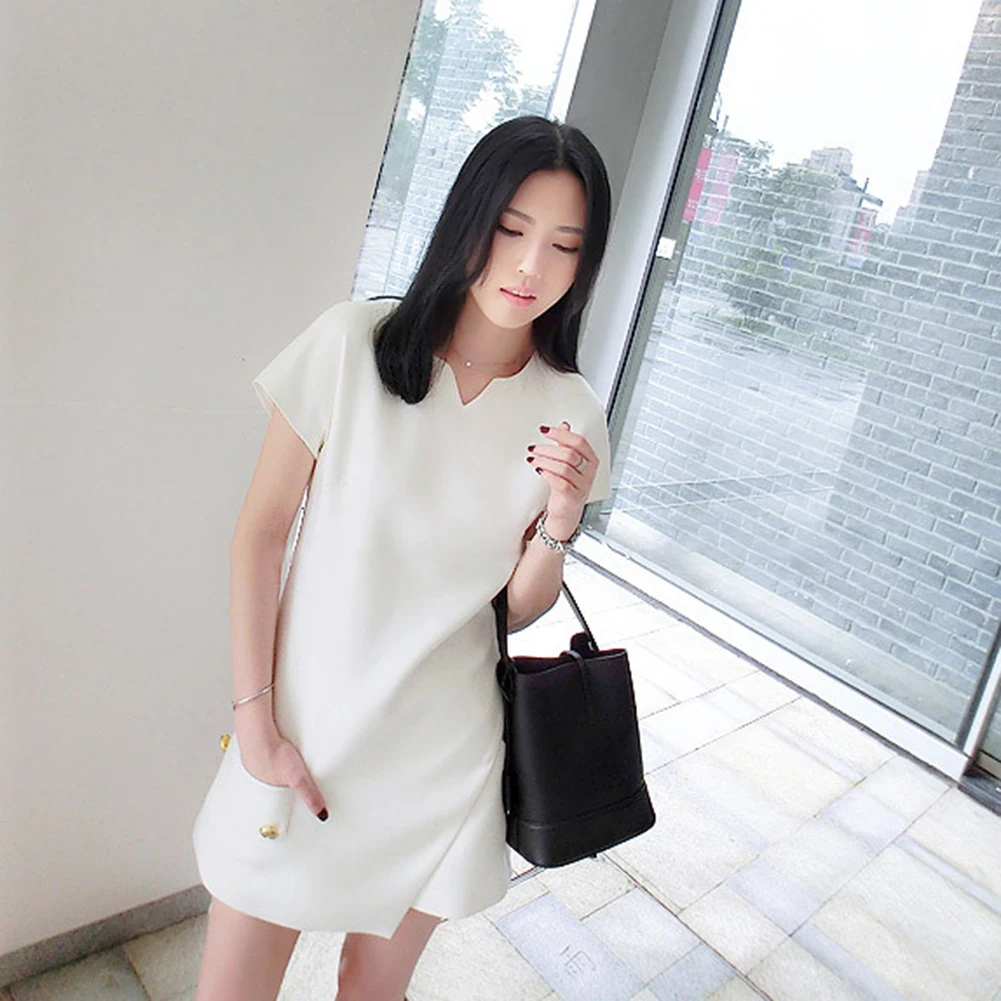 

Black Trendy V Neck Solid Color Pattern Suitable For All Seasons Vacation And Daily Use Moderate Elasticity Polyester Fabric