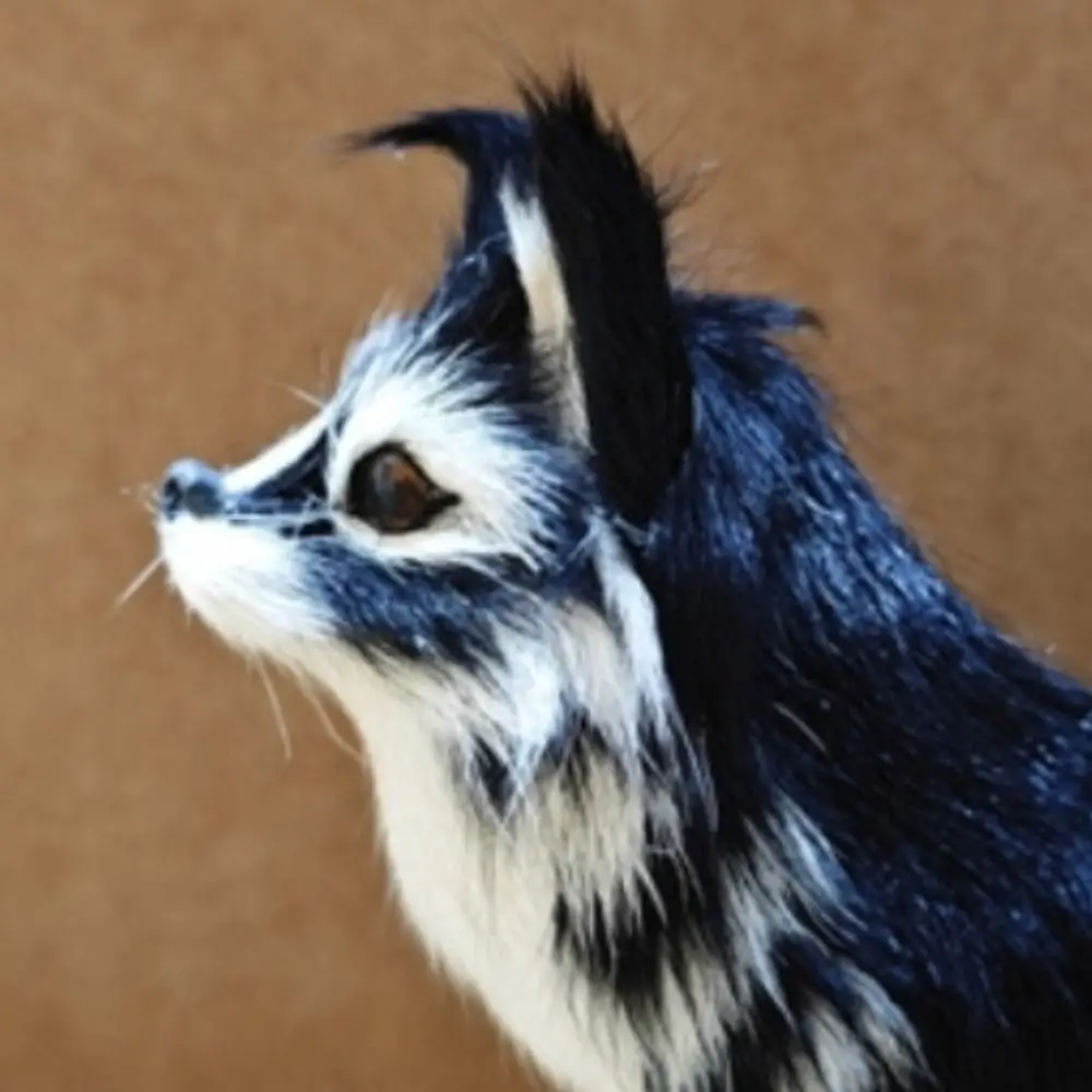 Grote Staart Wolfshond Knuffel Aantrekkelijke Ogen Geitenbont Pluche Wolfdog Pop Wit & Zwart Cartoon Hond Gevulde Plushie Pop