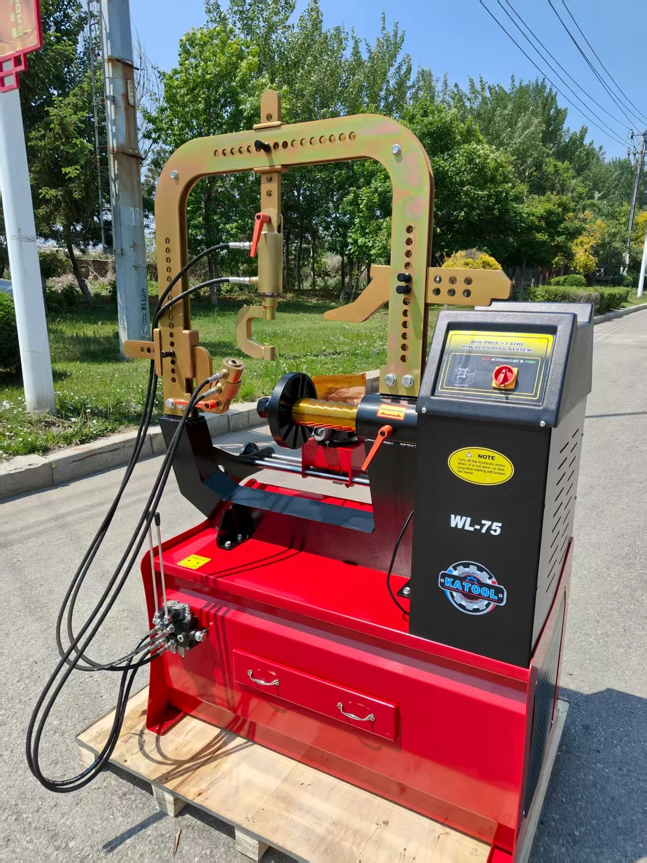 Baohua Automatic/Semi-Automatic Wheel Deformation Correction Machine for Automobile Rim Repair 220V/380V