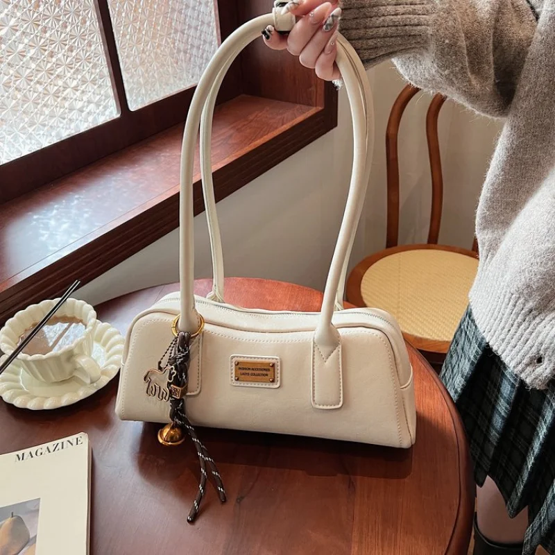 

Ladies Tote Bag Made Of Peony-Patterned Leather Boasting High-End Paris Trendy Lightweight Soft Daily Refined Look​