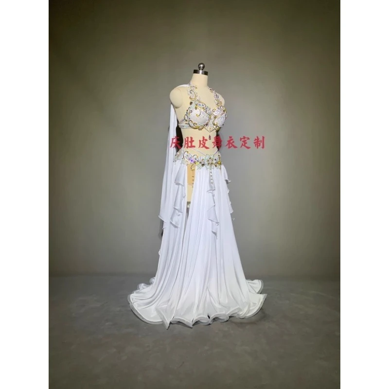 تخصيص ملابس الرقص الشرقي أداء زي تصميم جديد تنوعا افتتاح الرقص الشرقي الصدرية أنيقة كبيرة سوينغ تنورة