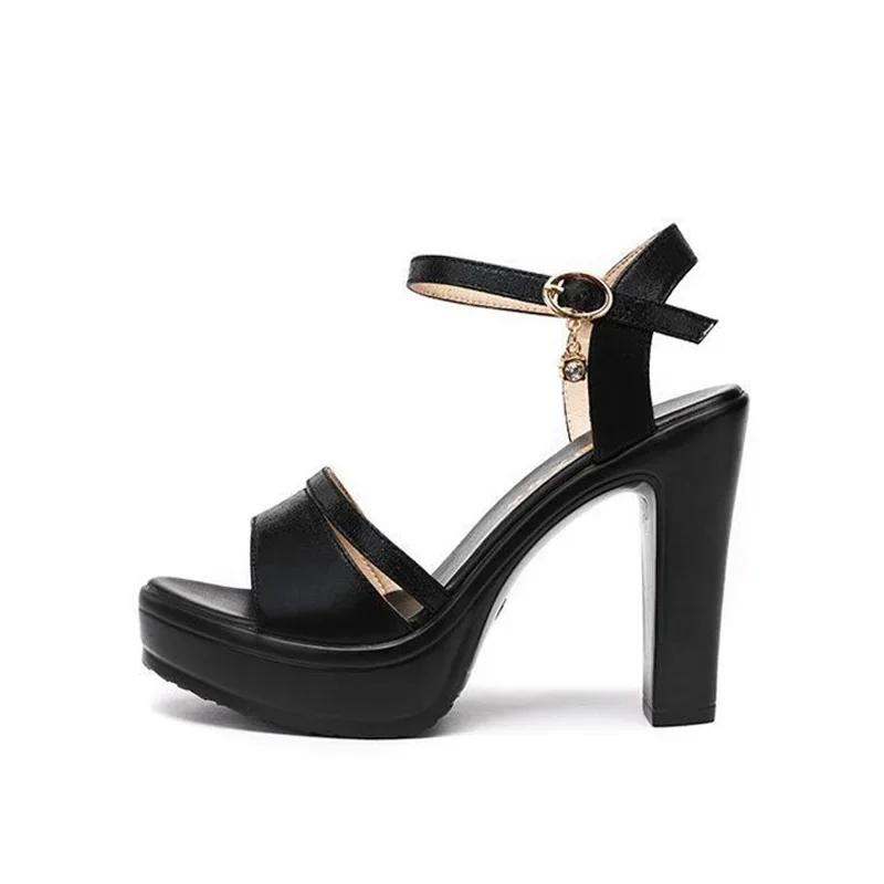 BEYARNE Model Shows High Heel Thick Heel Sandals For Women Block Heels Ladies Sandals