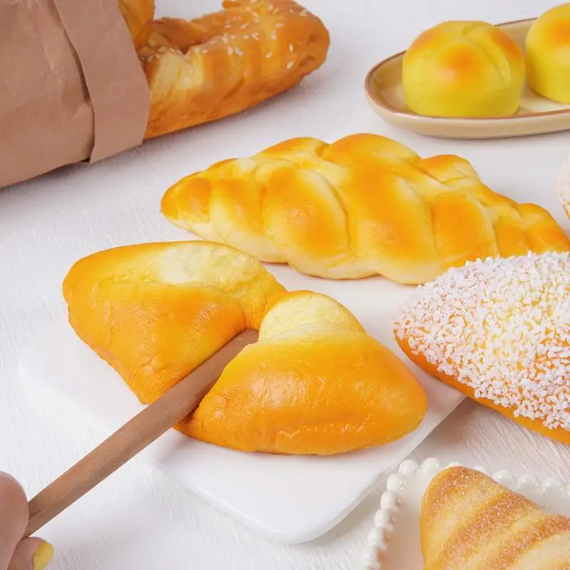 Simulation Bread Squeeze Slow Rising Stress Relief Toy Realistic Food Model Squeeze Toy For Photography Prop Desktop Decor Gift