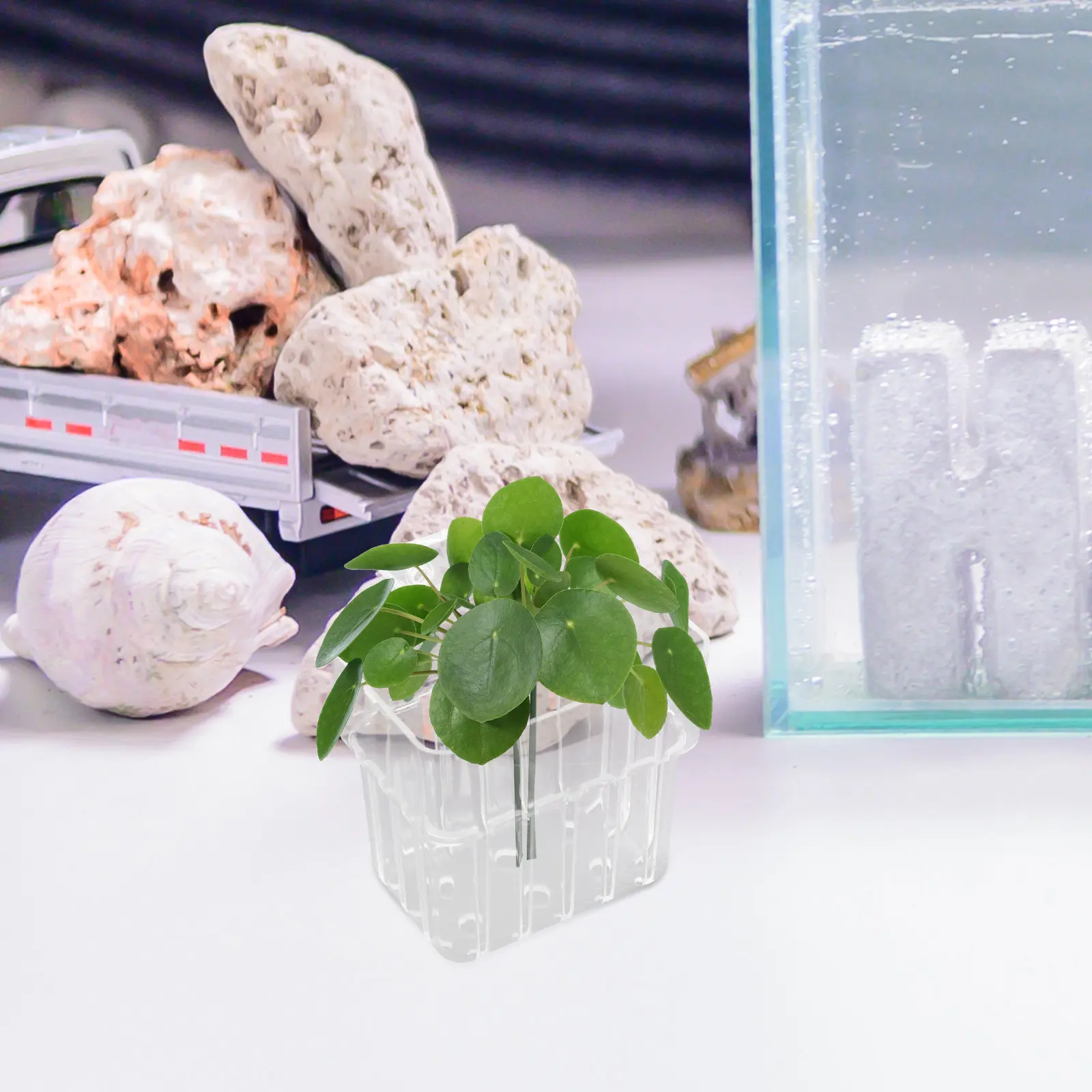 Hanging Aquarium Plant Rack with Perforated Clear Aquatic Plant Pots for Betta Fish Tank Decor Water Grass Display Aeration