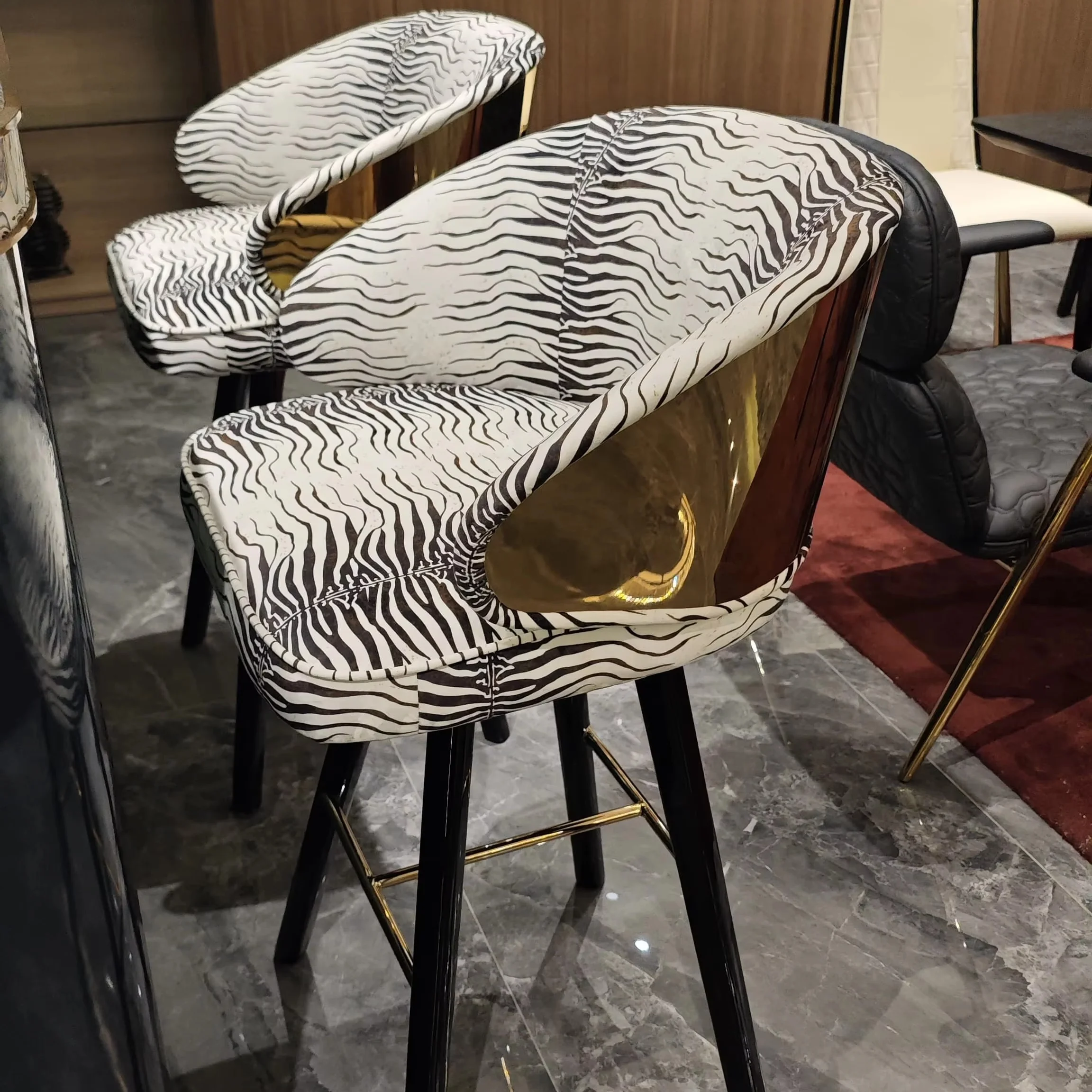 Modern Nordic Luxury Solid Wood Velvet High Stool Stainless Steel Frame for Home Kitchen Restaurant Hotel Light Design Bar Chair