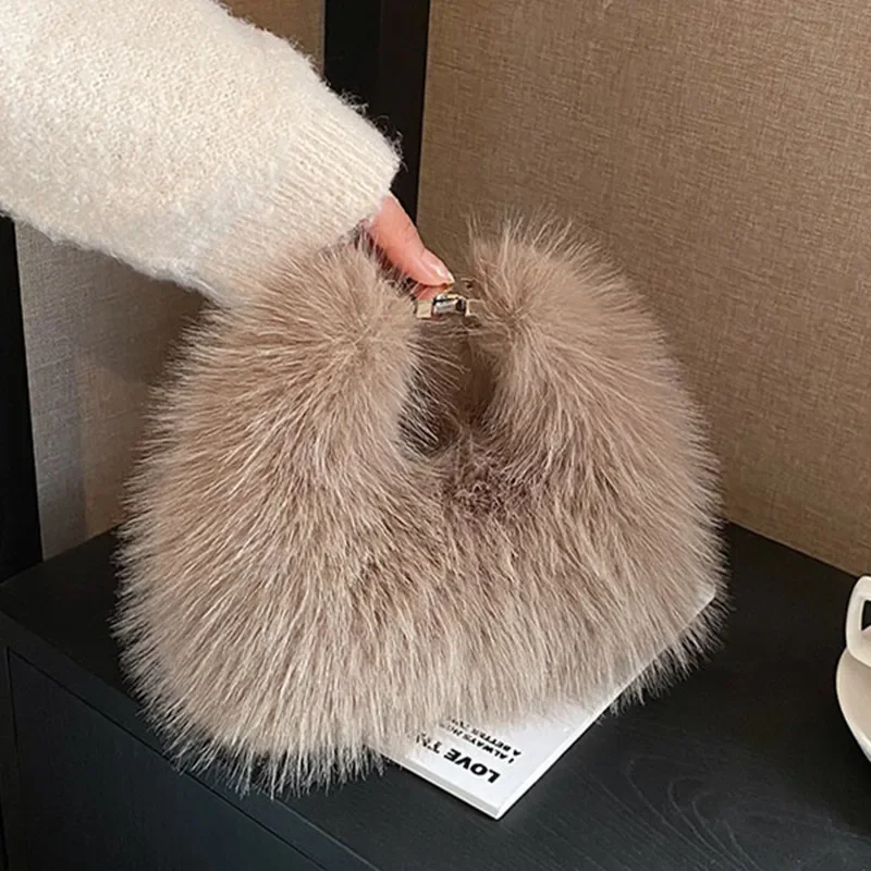 Winter Fashion Plush Women\'s Hand bag Cute Soft Faux Fur Small Tote Female Shoulder Crossbody Purse Luxury Trend  Bucket Handbag