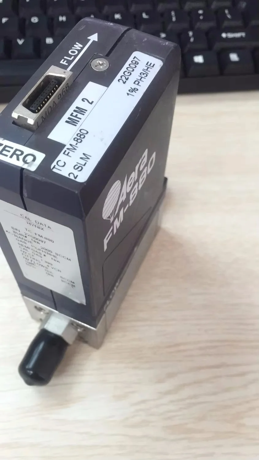 جهاز التحكم بالدفق الشامل TC FM-880 Mfc مستعمل بحالة جيدة