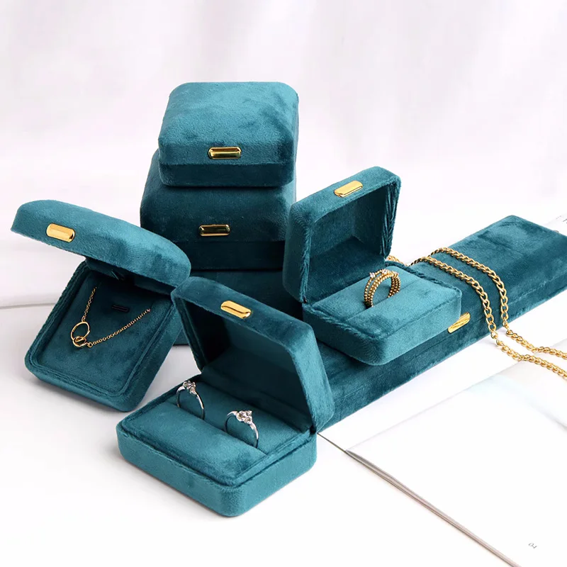 Boutique lake blue velvet  Iron jewelry box ring box necklace bracelet box proposal jewelry packaging gift box wholesale