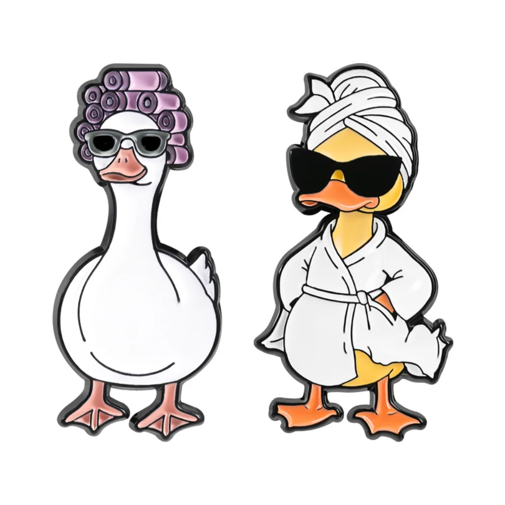 Cool Bathrobe Duckling Curly Goose Enamel Brooch Funny Bath Animal Pins Versatile Clothing Backpack Pin Decorative Accessory