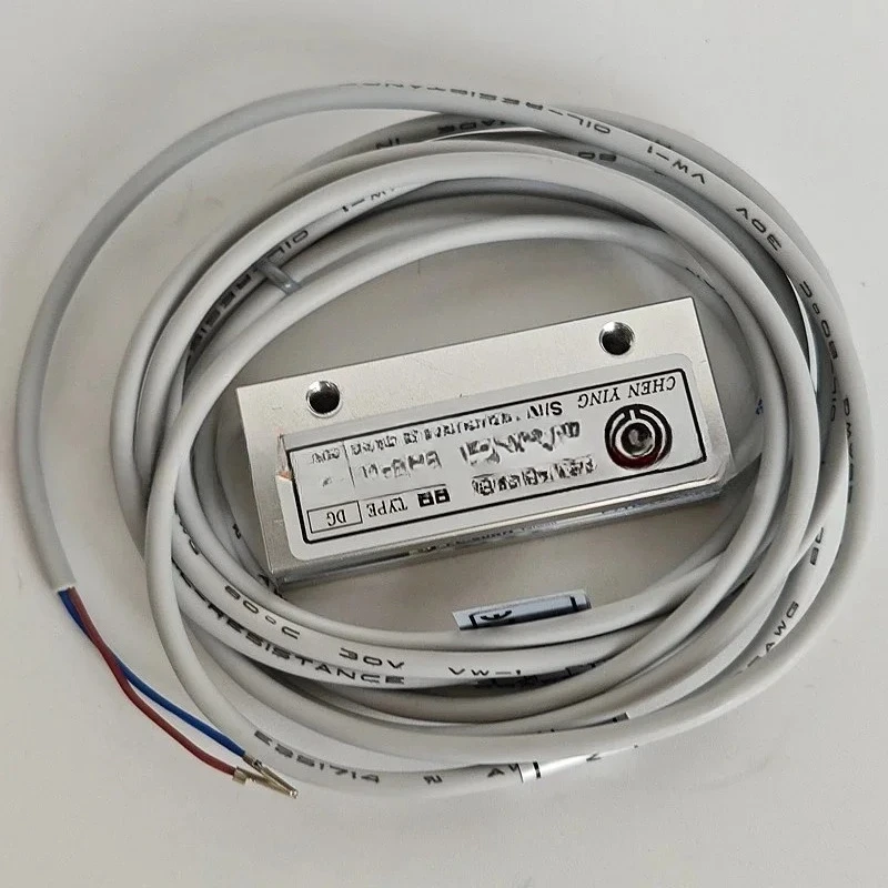 Taiwan Changhua Zhenrong Magnetic Spring Current Detector DG11D002 DG10DB02 01 DG10DA