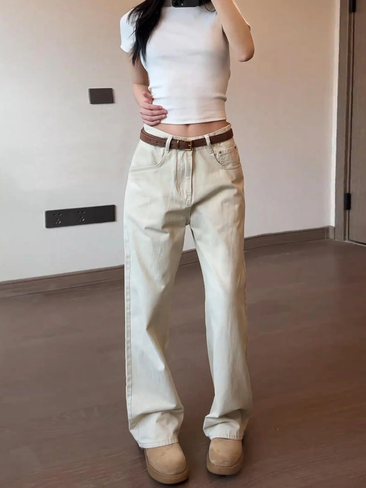 

Мужские джинсы с высокой талией, прямые, облегающие, цвет средний беж, удлиняющие ноги, узкая модель, повседневные, удобные, для работы