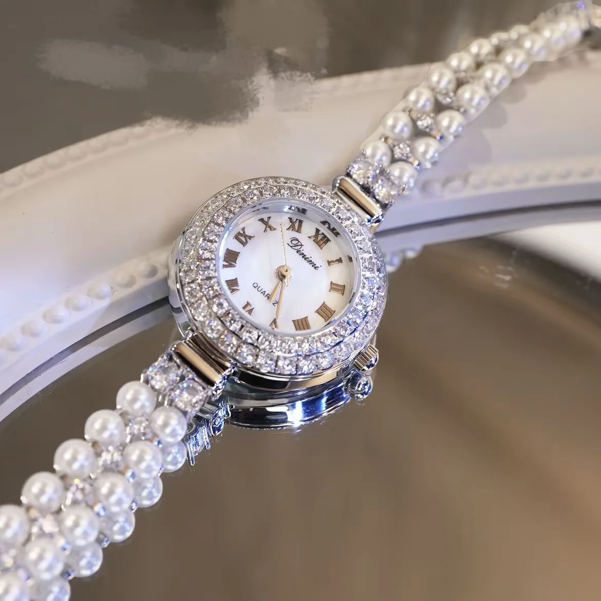 2025 حار! ساعة للنساء ساعات 2025 أفضل المنتجات مبيعا ساعة فاخرة ماركة فاخرة ساعة الماس هدية لفتاة