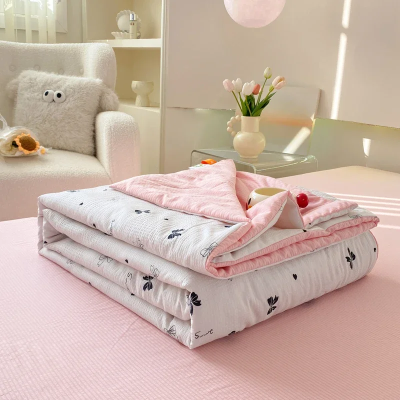 Black Bow and Heart Print Comforter Twin Soft Lightweight 1 Piece Romantic Theme White Thin Quilt,Kawaii Reversible Duvet Insert